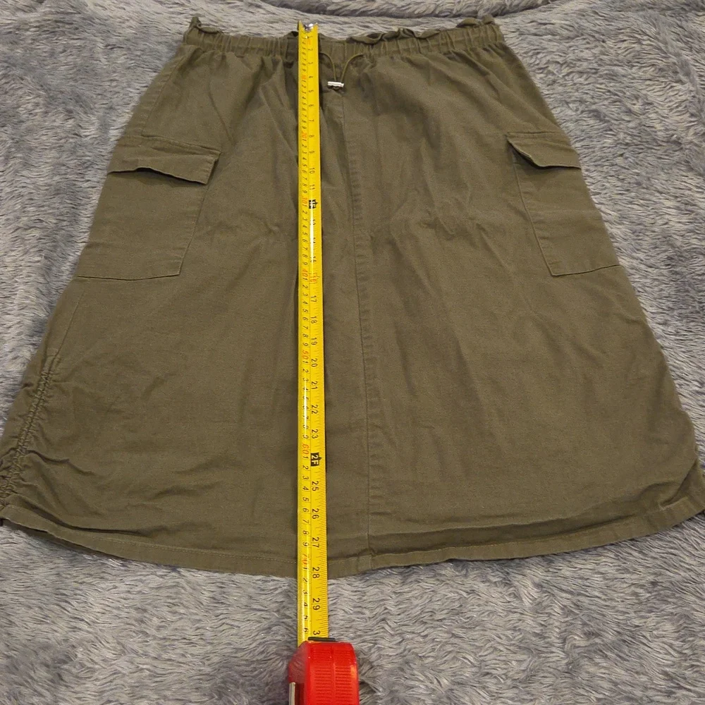 Rachel Zoe Olive Midi Cargo Skirt Size L! - Picture 8 of 8